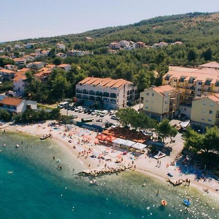 Apartments By The Sea Arbanija, Ciovo - 17332 Трогір Екстер'єр фото