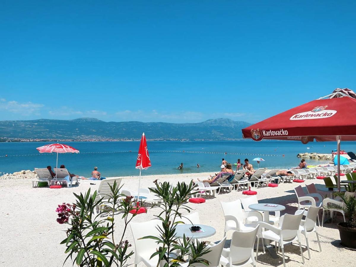 Apartments By The Sea Arbanija, Ciovo - 17332 Трогір Екстер'єр фото