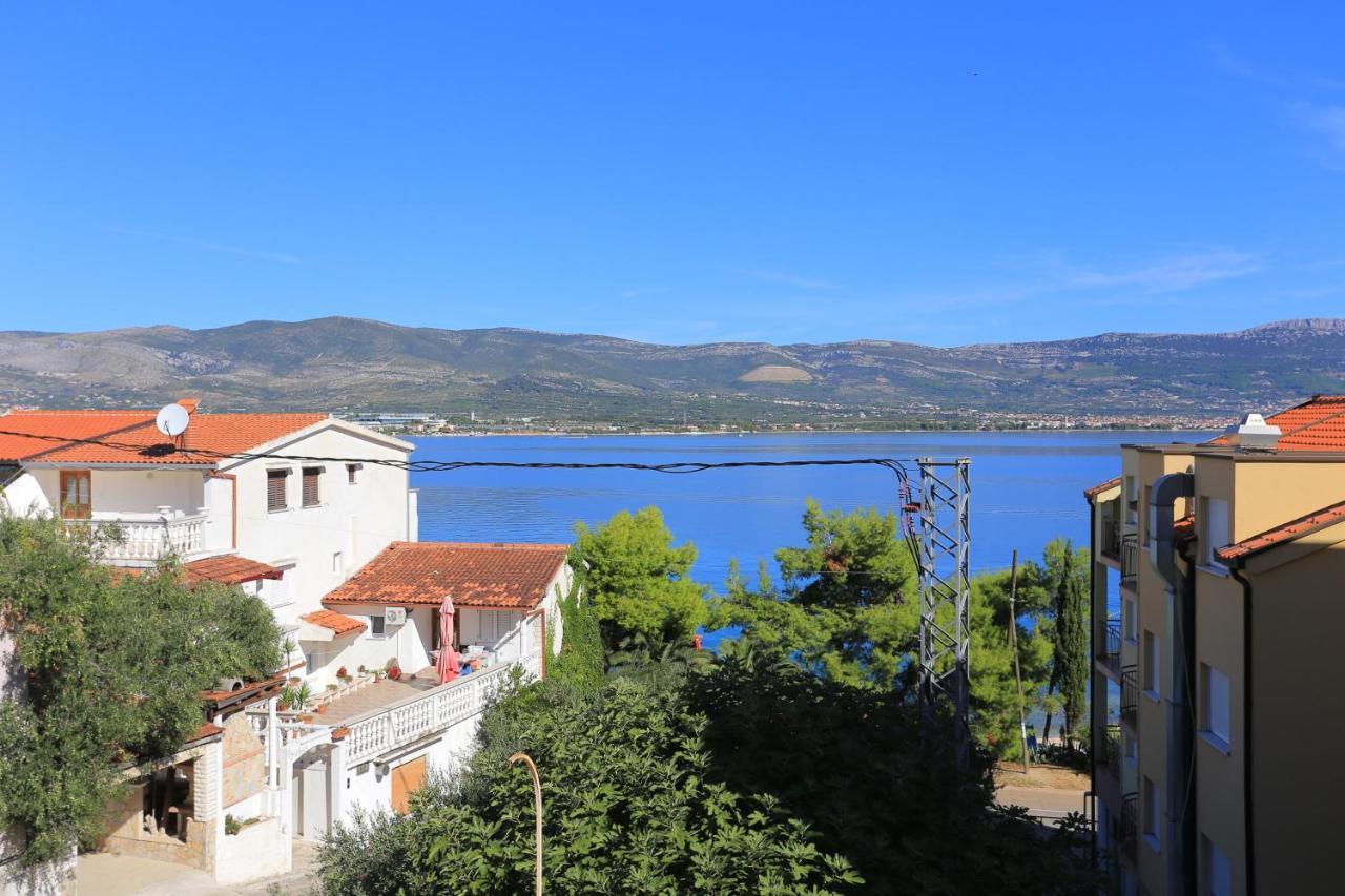 Apartments By The Sea Arbanija, Ciovo - 17332 Трогір Екстер'єр фото